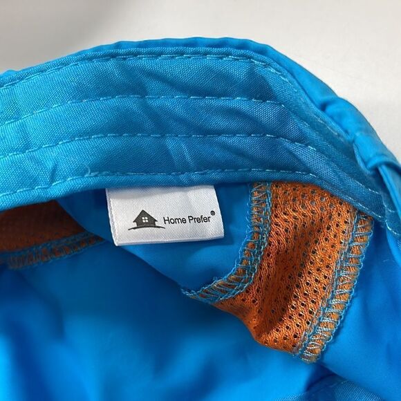 Bucket
hat and sun hat bundle. 2 children’s sun hats. Excellent condition. - Picture 3 of 5